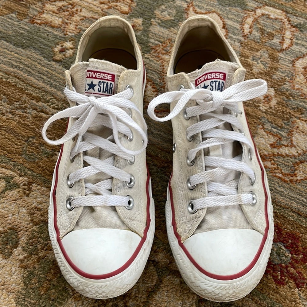 Converse Low top Womens sneaker